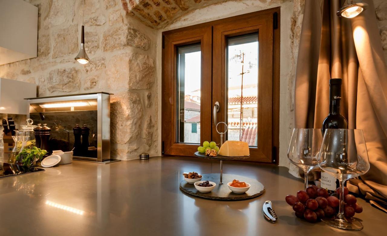 Luxury Studio Apartment Eminence Split In The Old Center Of Split On Pjaca Square Eksteriør bilde