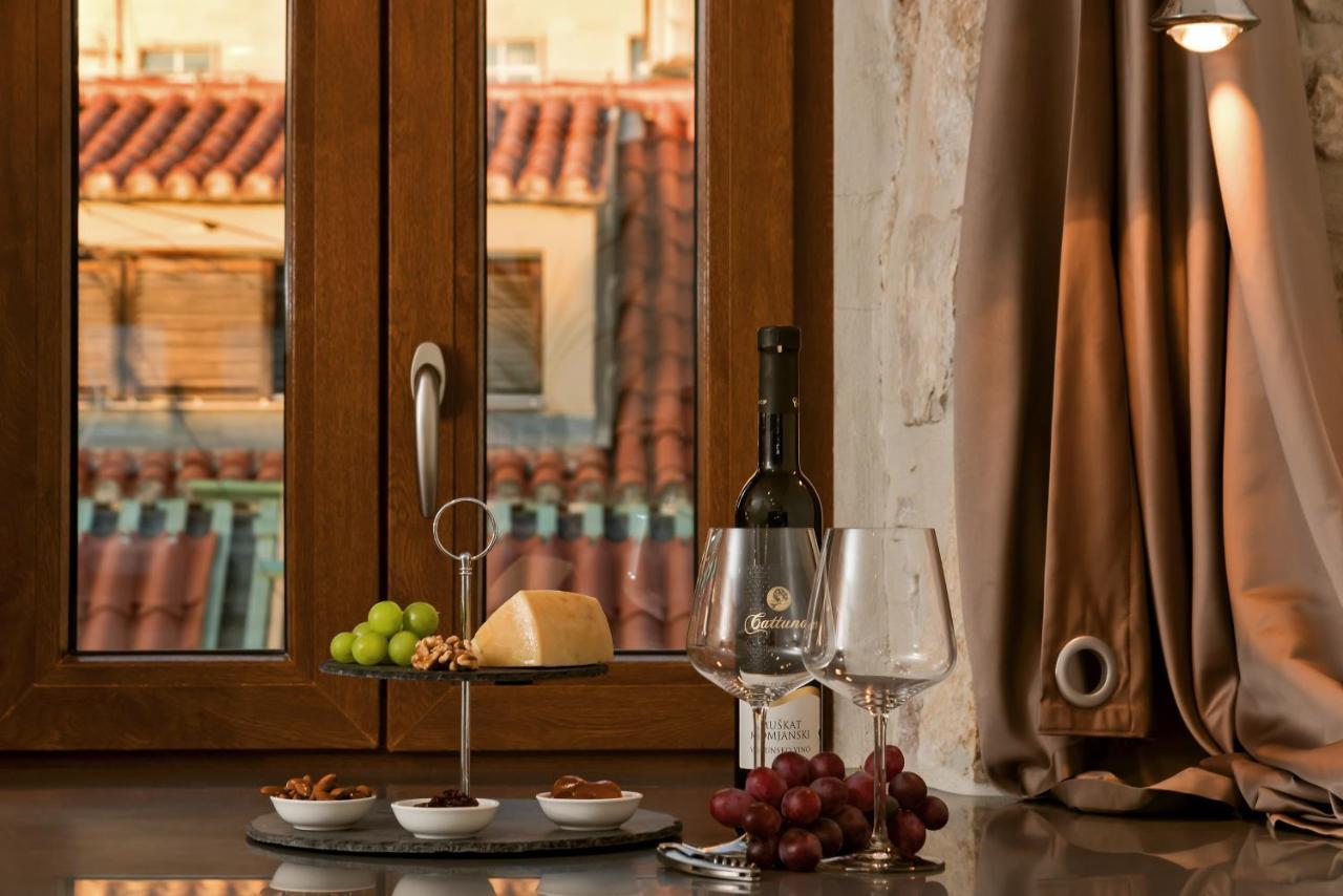 Luxury Studio Apartment Eminence Split In The Old Center Of Split On Pjaca Square Eksteriør bilde