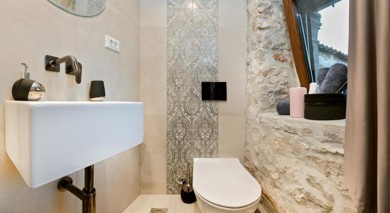 Luxury Studio Apartment Eminence Split In The Old Center Of Split On Pjaca Square Eksteriør bilde